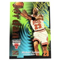 1987 SkyBox Michael Jordan Z-Force #23