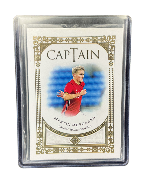 2022 Futera Captain Martin Odegaard #CP16 Relic /22 Front