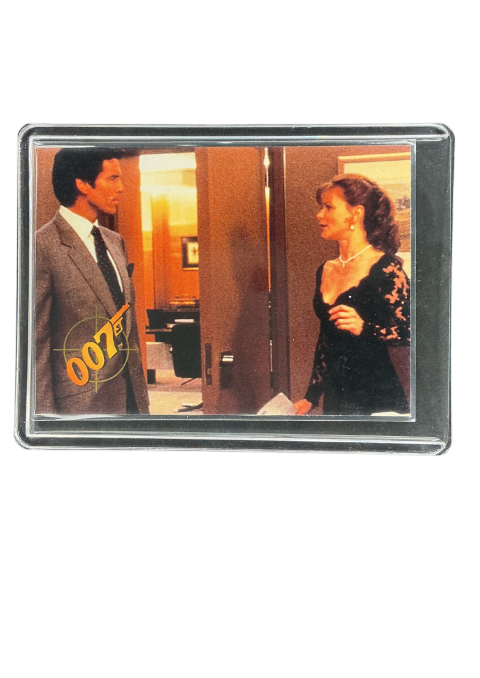 1995 Graffiti Goldeneye General Caught Red-Handed #024 Front