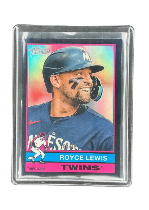 2025 Topps Heritage Royce Lewis Twins /76 #138 FRont